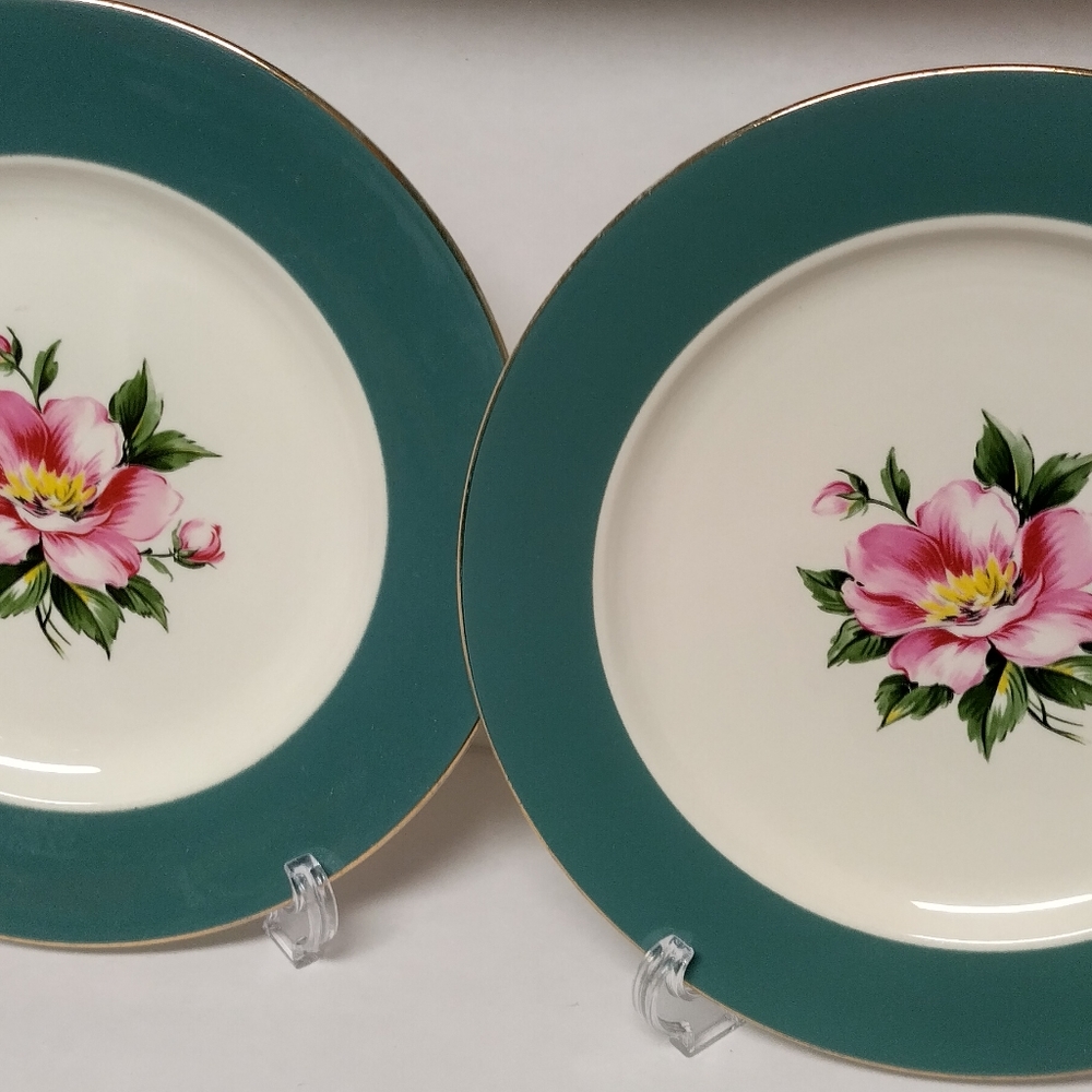 Vintage/Mid Century International China Empire Green Plates 10"  two plates
